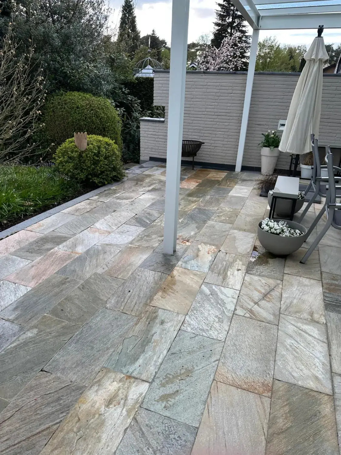 Hausmeisterdienst und Reinigungsarbeiten - Gebäudereinigung